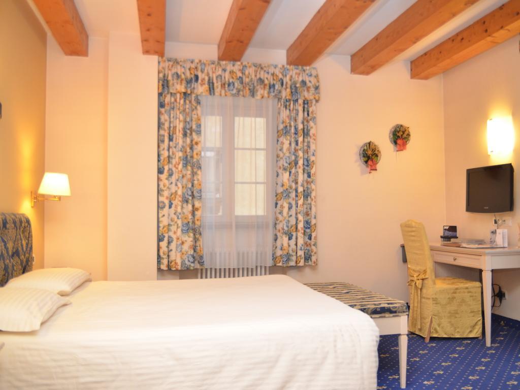 Hotel Dolomiti Moena Pokoj fotografie